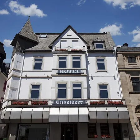 Engelbert فندق
